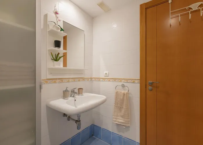 Paradise Bay Апартаменты Адехе